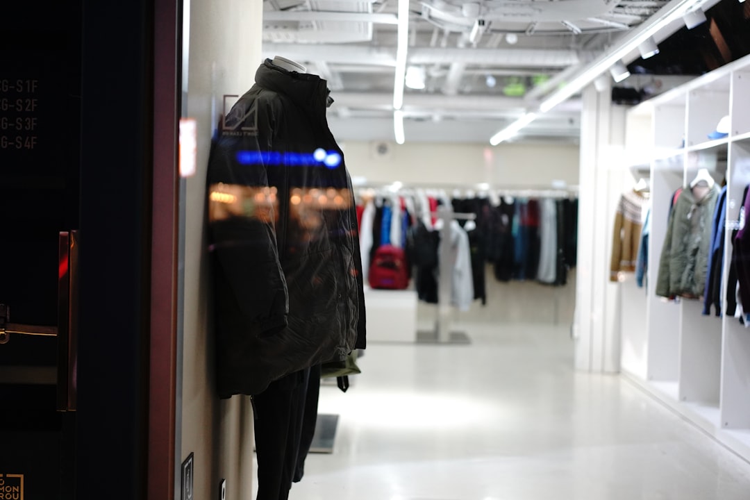Photo fashion monitor